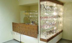 Торговое оборудование ОХОТА И РЫБАЛКА одежда оружейного салона На Люсиновской Фото 13