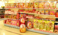 Торговое оборудование отдела игрушек детского магазина Винни ТЦ Юнимолл ЦВЕТНЫЕ МЕТАЛЛИЧЕСКИЕ СТЕЛЛАЖИ Фото 14