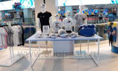 Торговое оборудование 2 магазина сувениров Москвариум ВДНХ ЦВЕТНЫЕ МЕТАЛЛИЧЕСКИЕ СТЕЛЛАЖИ Фото 20