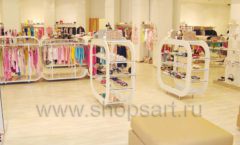 Торговое оборудование детского магазина Винни одежда ТЦ Dream House коллекция 21 ВЕК Фото 02