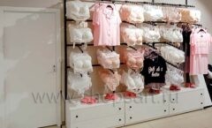 Торговое оборудование магазина одежды KARAMEL коллекция ZARA Фото 10